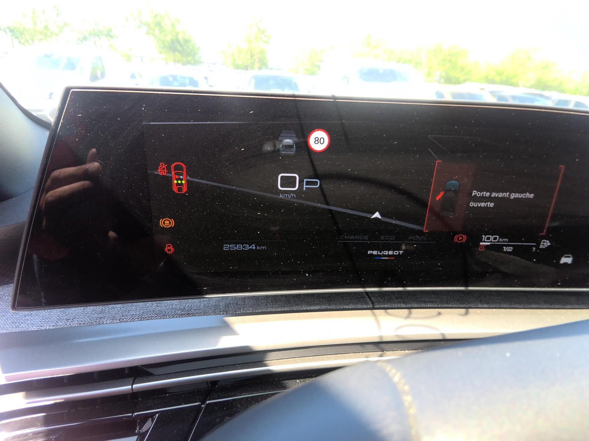 Peugeot 3008 Hybrid 136 e-DCS6 Allure 2024