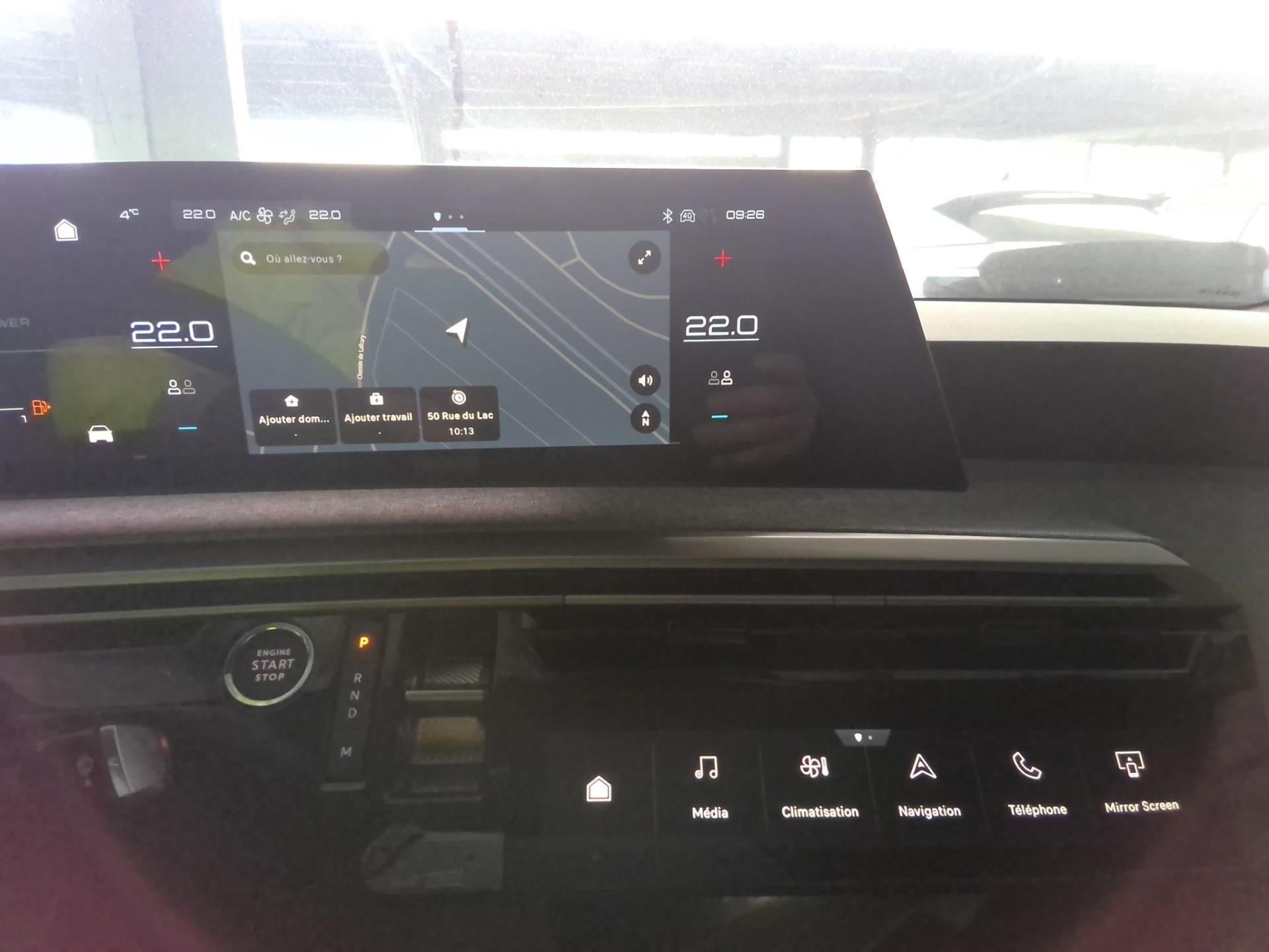 Peugeot 3008 Hybrid 145 e-DCS6 Allure Business 2025