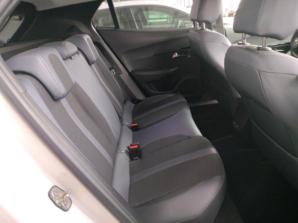 Peugeot 2008 BlueHDi 130 S&S EAT8 Allure Business 2020