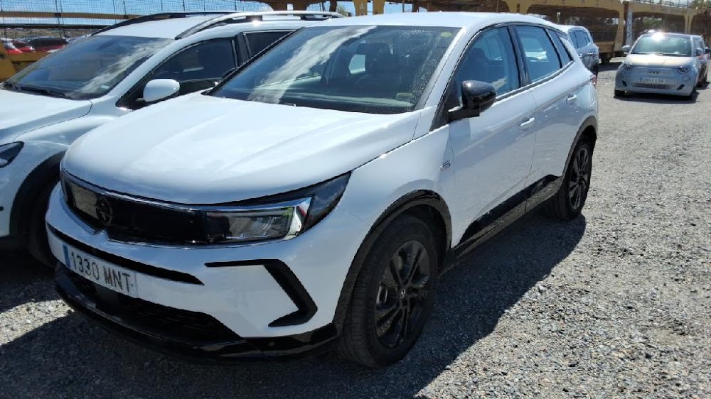 Foto Opel Grandland PHEV 4