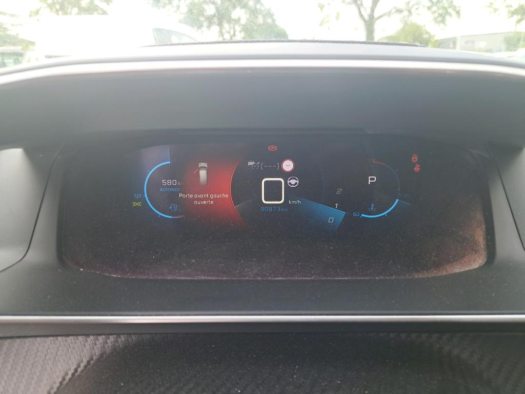 Peugeot 2008 BlueHDi 130 S&S EAT8 GT 2021