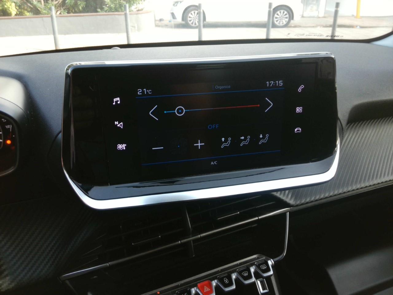 Foto Peugeot 208 7