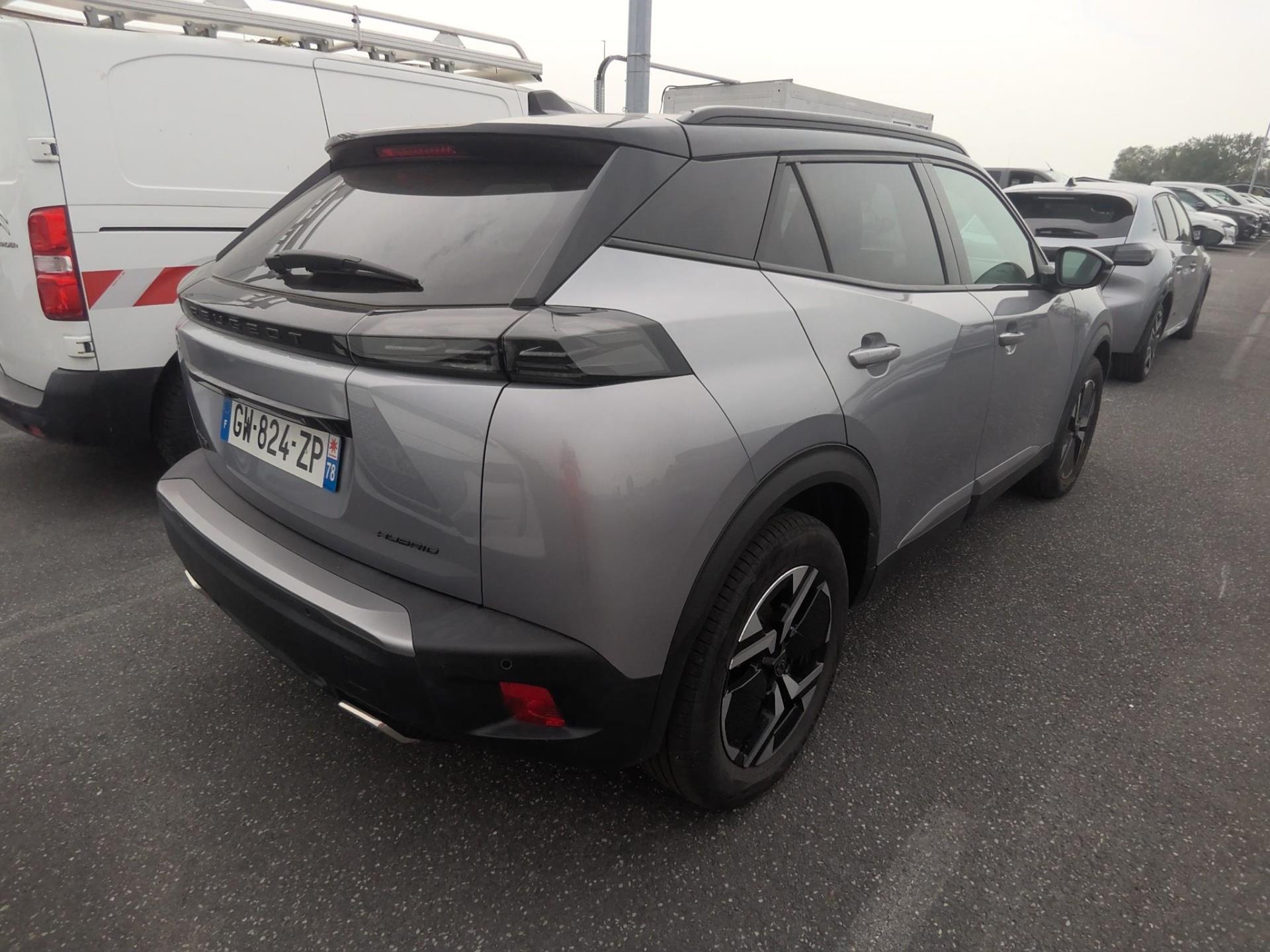 Peugeot 2008 Hybrid 136 e-DCS6 GT 2024