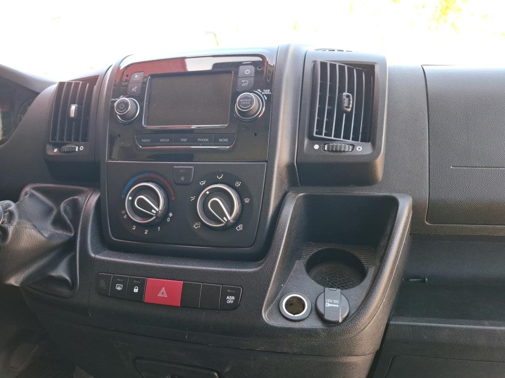 Peugeot BOXER TOLE 335 L2H2 BLUEHDI 120 S&S PREMIUM 2021