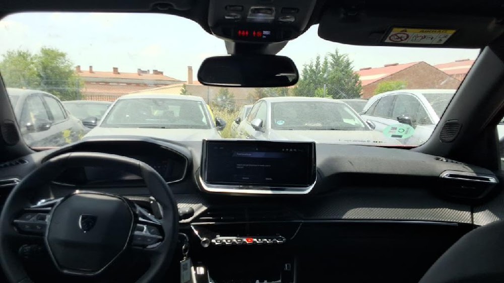 Foto Peugeot 2008 12