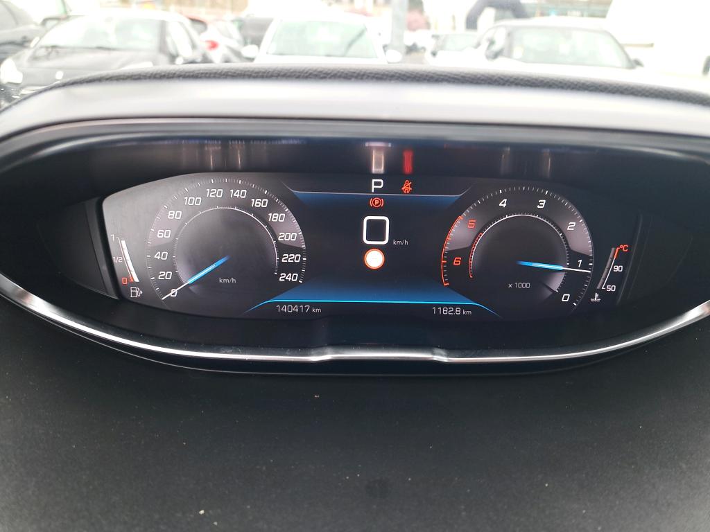 Peugeot 3008 BlueHDi 130ch S&S EAT8 Active Pack 2021