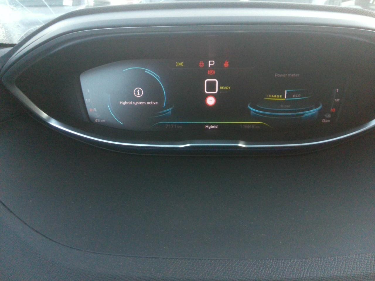 Foto Peugeot 3008 Hybrid 5