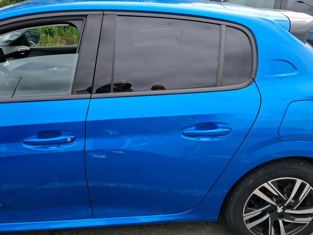 Peugeot 208 PureTech 100 S&S EAT8 Allure 2022