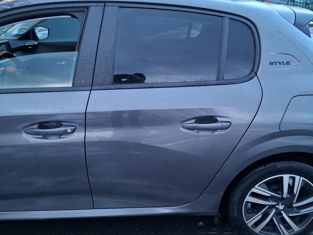 Peugeot 208 PureTech 100 S&S BVM6 Style 2023