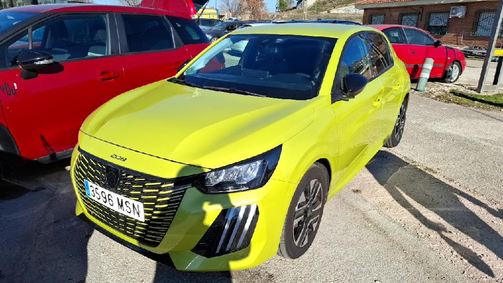 Foto Peugeot 208 4