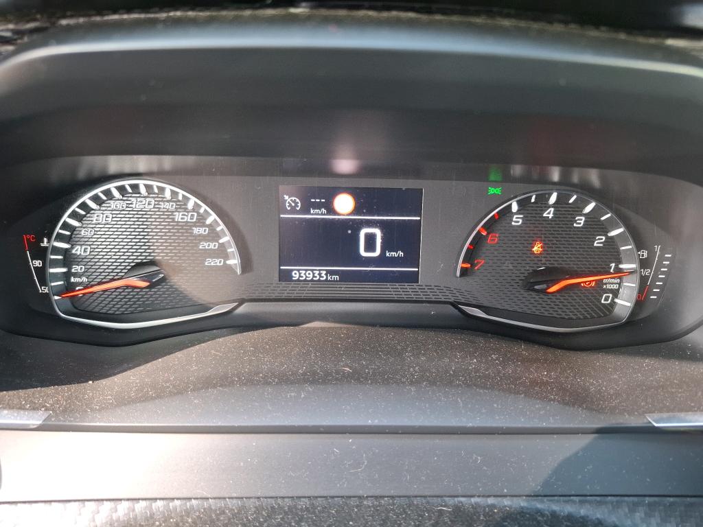 Peugeot 2008 BlueHDi 110 S&S BVM6 Active Business 2021