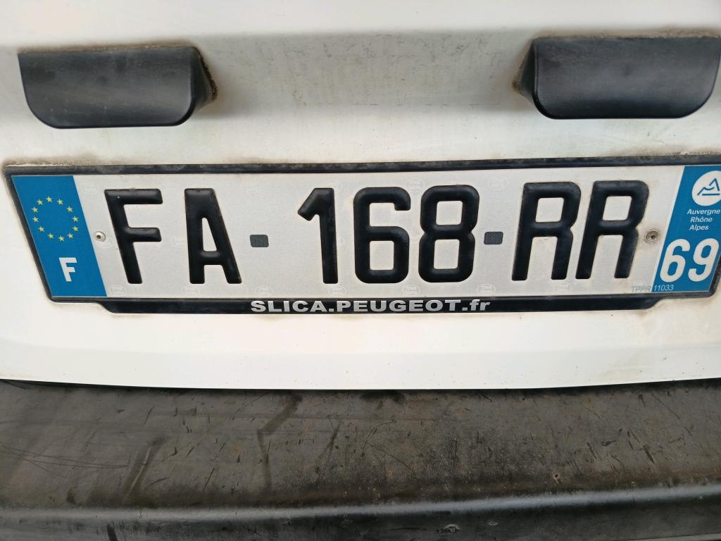 Peugeot PARTNER FOURGON STANDARD 1.6 BLUEHDI 75 BVM5 PREMIUM 2018