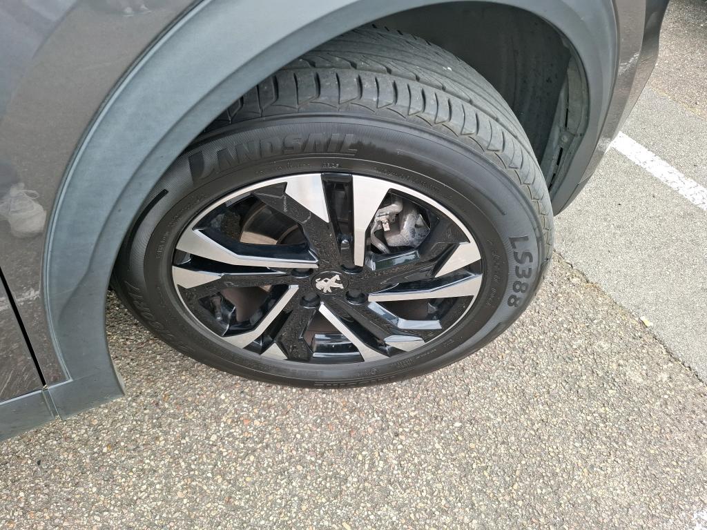 Peugeot 2008 BlueHDi 130 S&S EAT8 Allure 2022