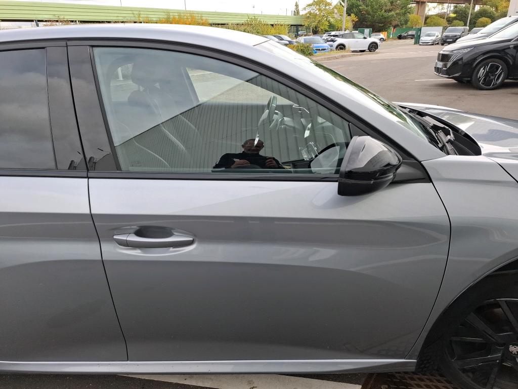 Peugeot 208 PureTech 100 S&S EAT8 GT 2023