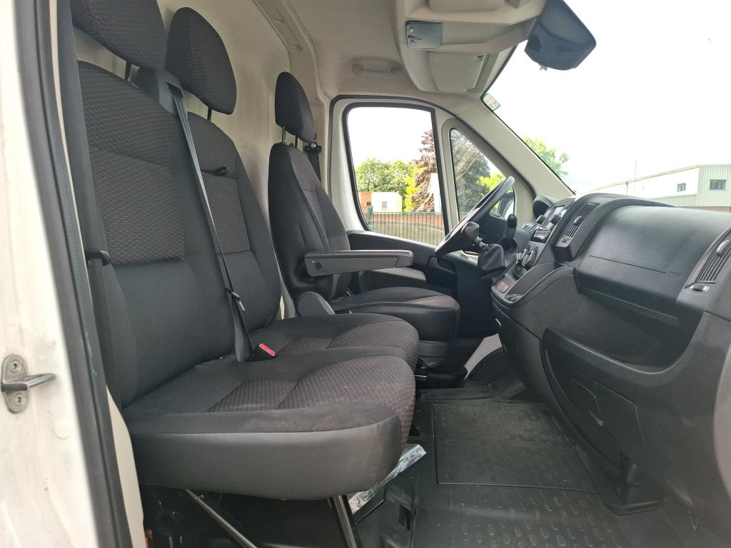 Peugeot BOXER TOLE 335 L2H2 BLUEHDI 120 S&S ASPHALT 2021