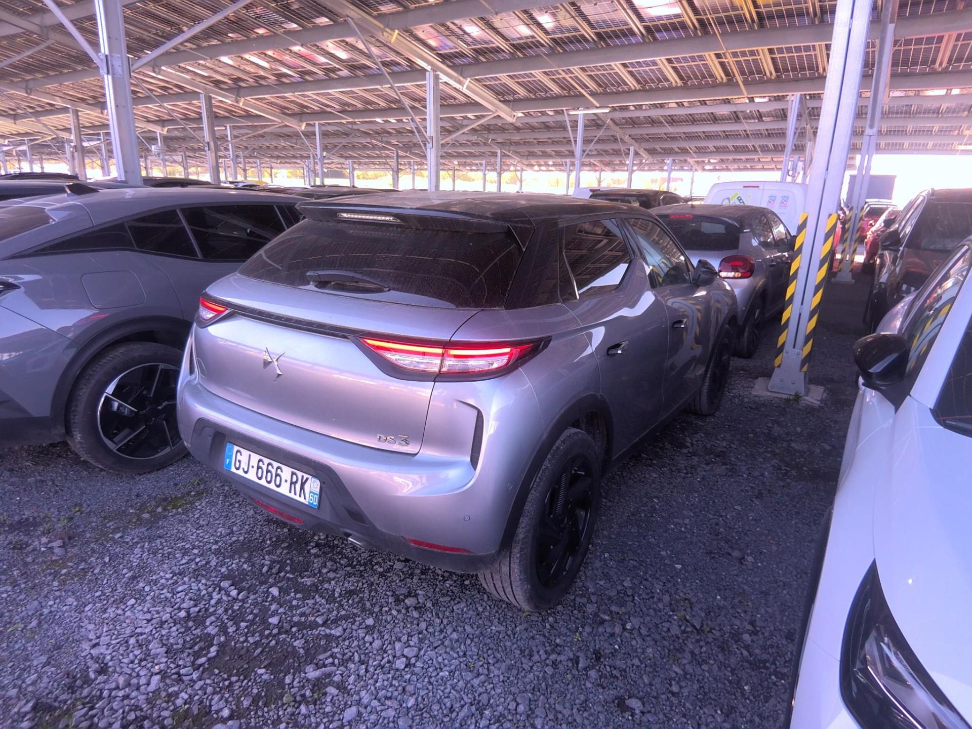 DS DS 3 BlueHDi 130 EAT8 Performance Line+ 2022