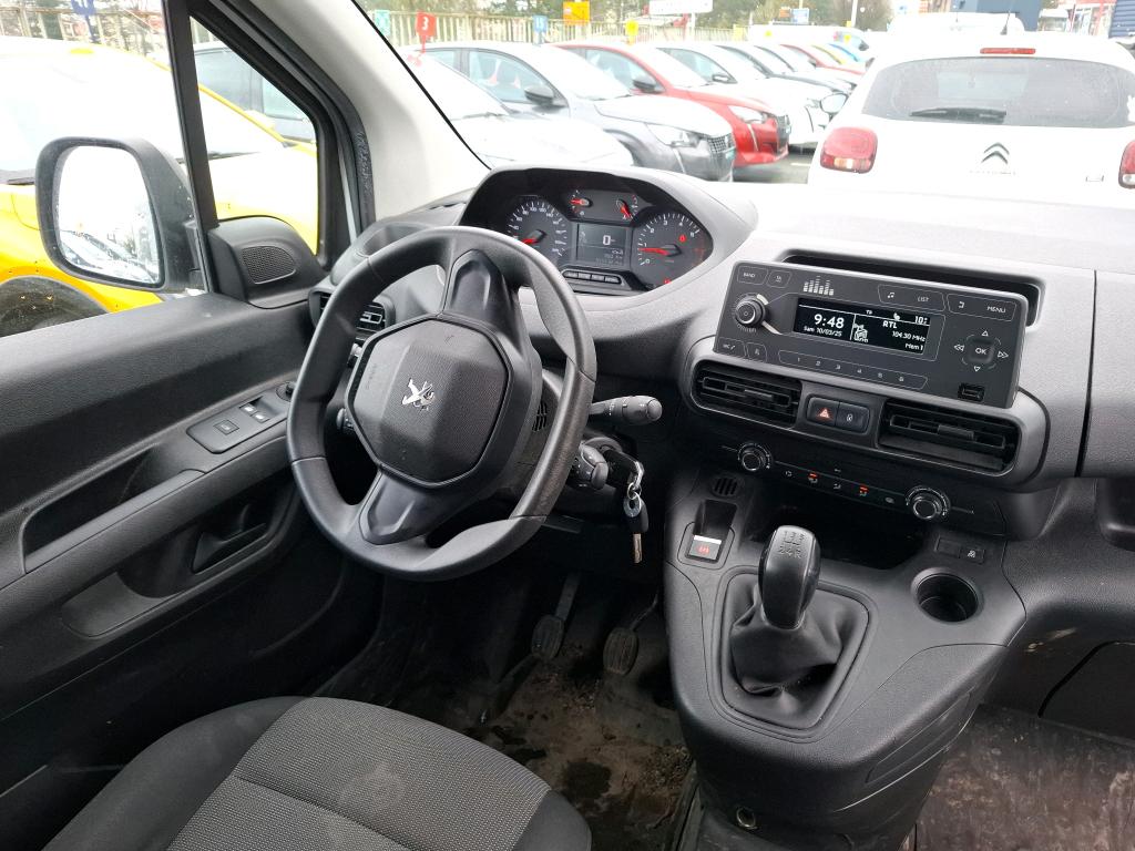 Peugeot PARTNER FOURGON STANDARD 650 KG BLUEHDI 100 BVM5 PREMIUM 2019