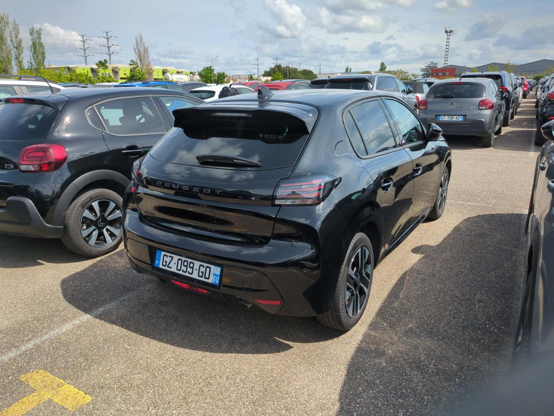 Peugeot 208 Hybrid 100 e-DCS6 Allure 2024