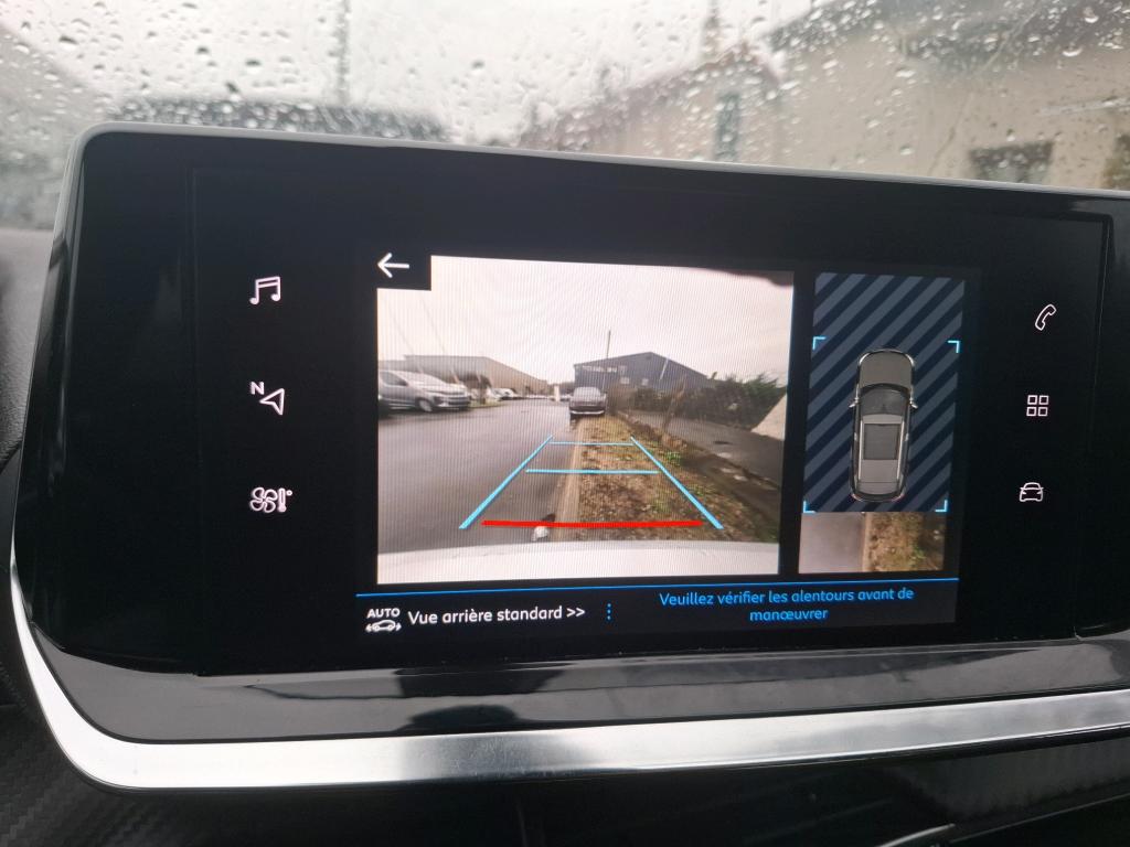 Peugeot 2008 BlueHDi 130 S&S EAT8 Allure 2022