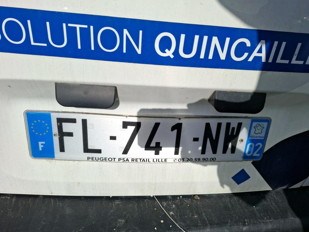 Peugeot PARTNER FOURGON STANDARD 650 KG BLUEHDI 100 S&S BVM5 PREMIUM 2019