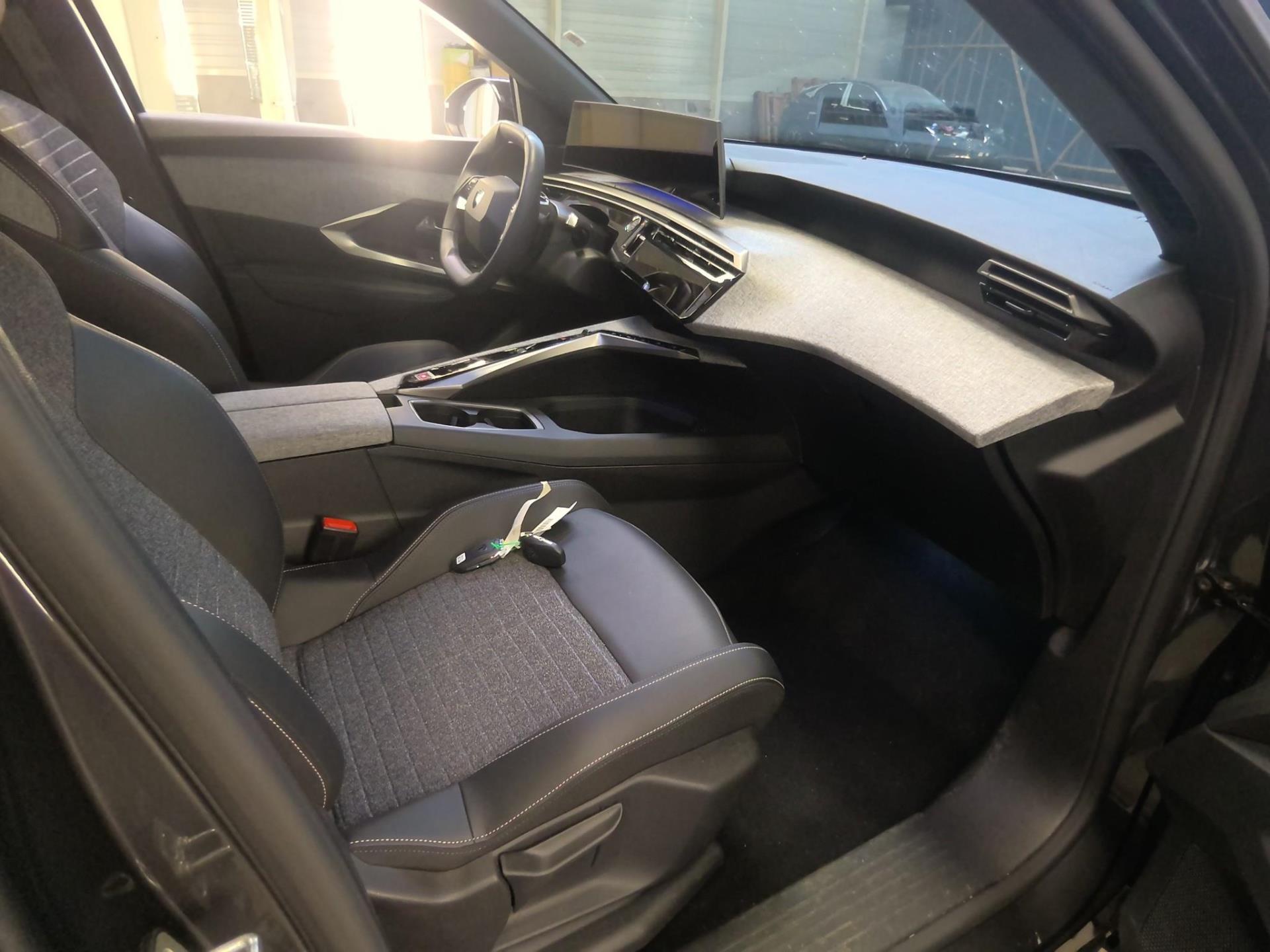 Peugeot 3008 Electrique 210 ch 73 kWh Allure 2025