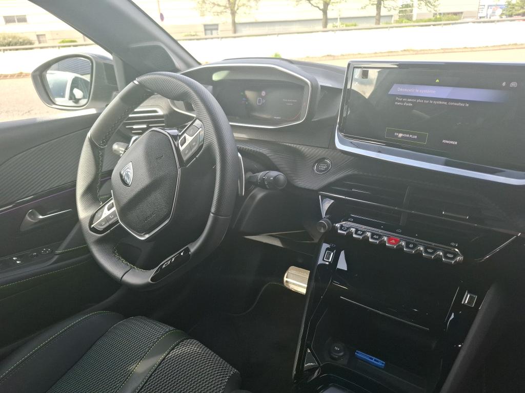 Peugeot 208 Hybrid 136 e-DCS6 GT 2025