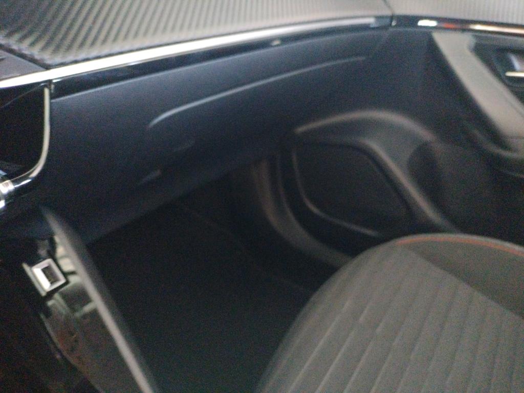 Peugeot 2008 BlueHDi 110 S&S BVM6 Active Business 2021