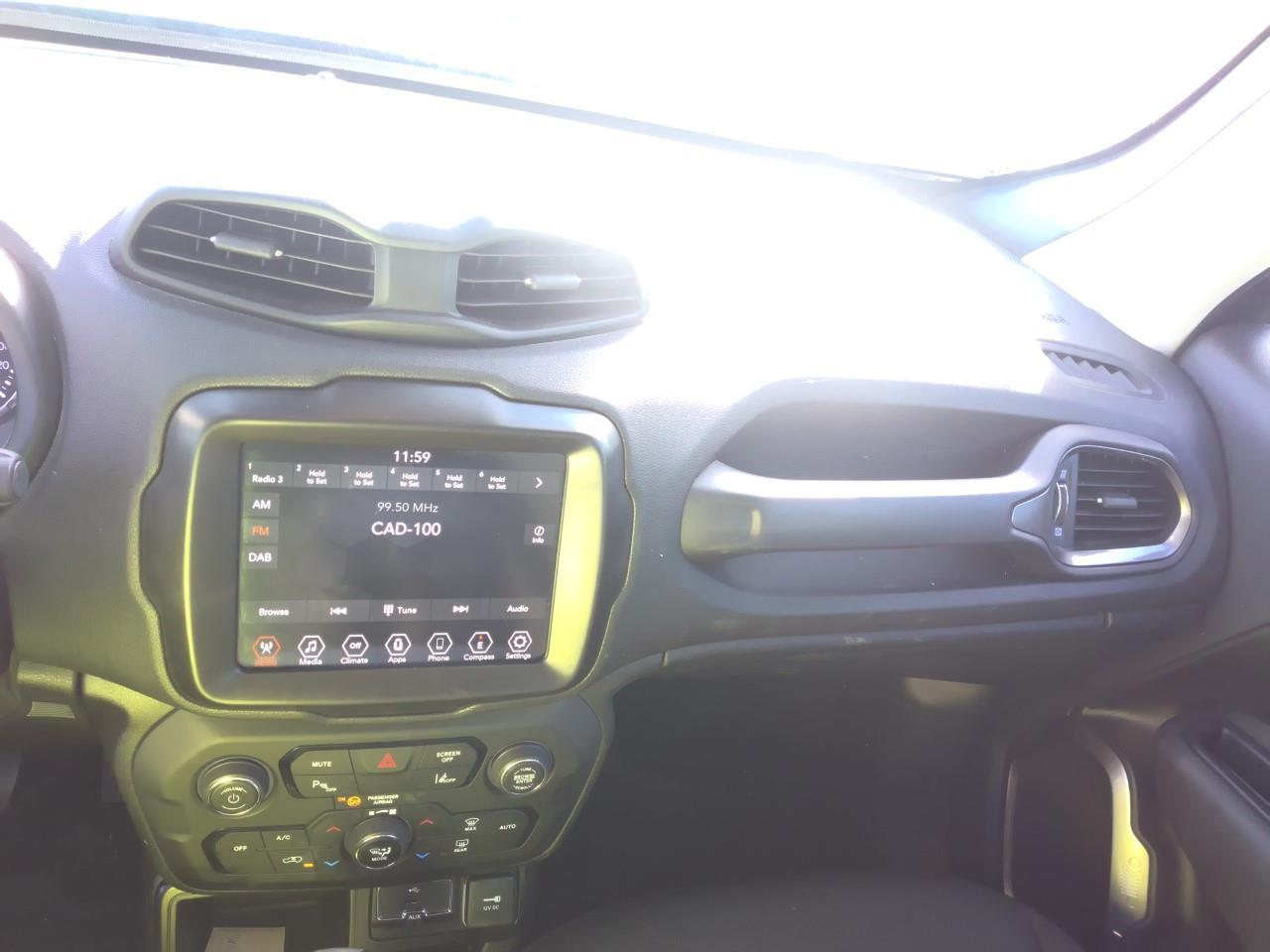 Foto Jeep Renegade 16