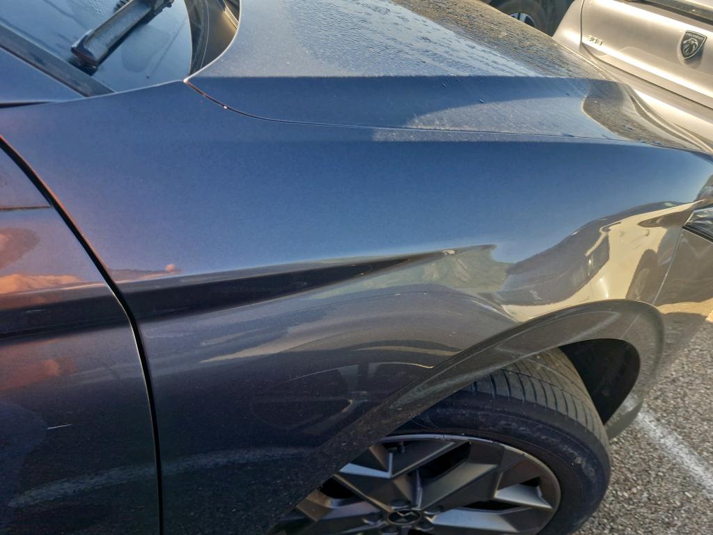 DS DS 4 Hybride E-Tense 225 EAT8 Cross Trocadero 2023