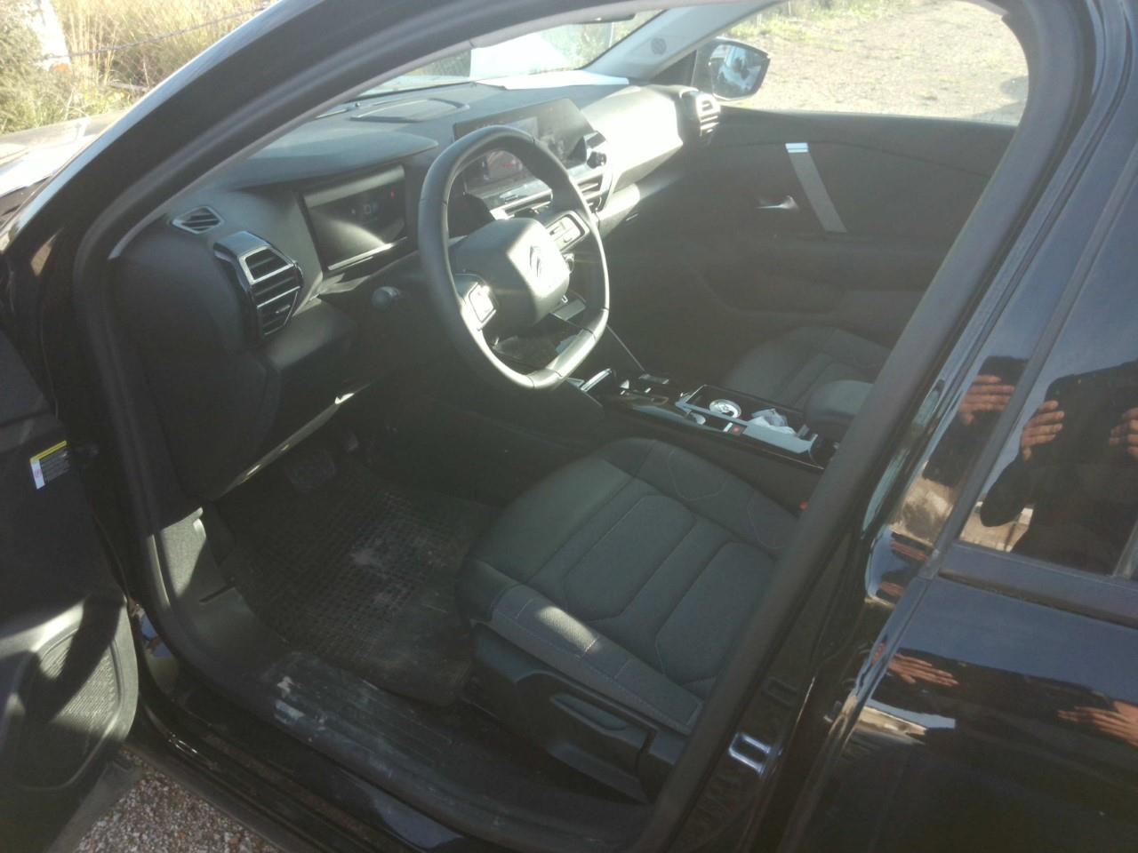 Foto Citroën C4 X 2