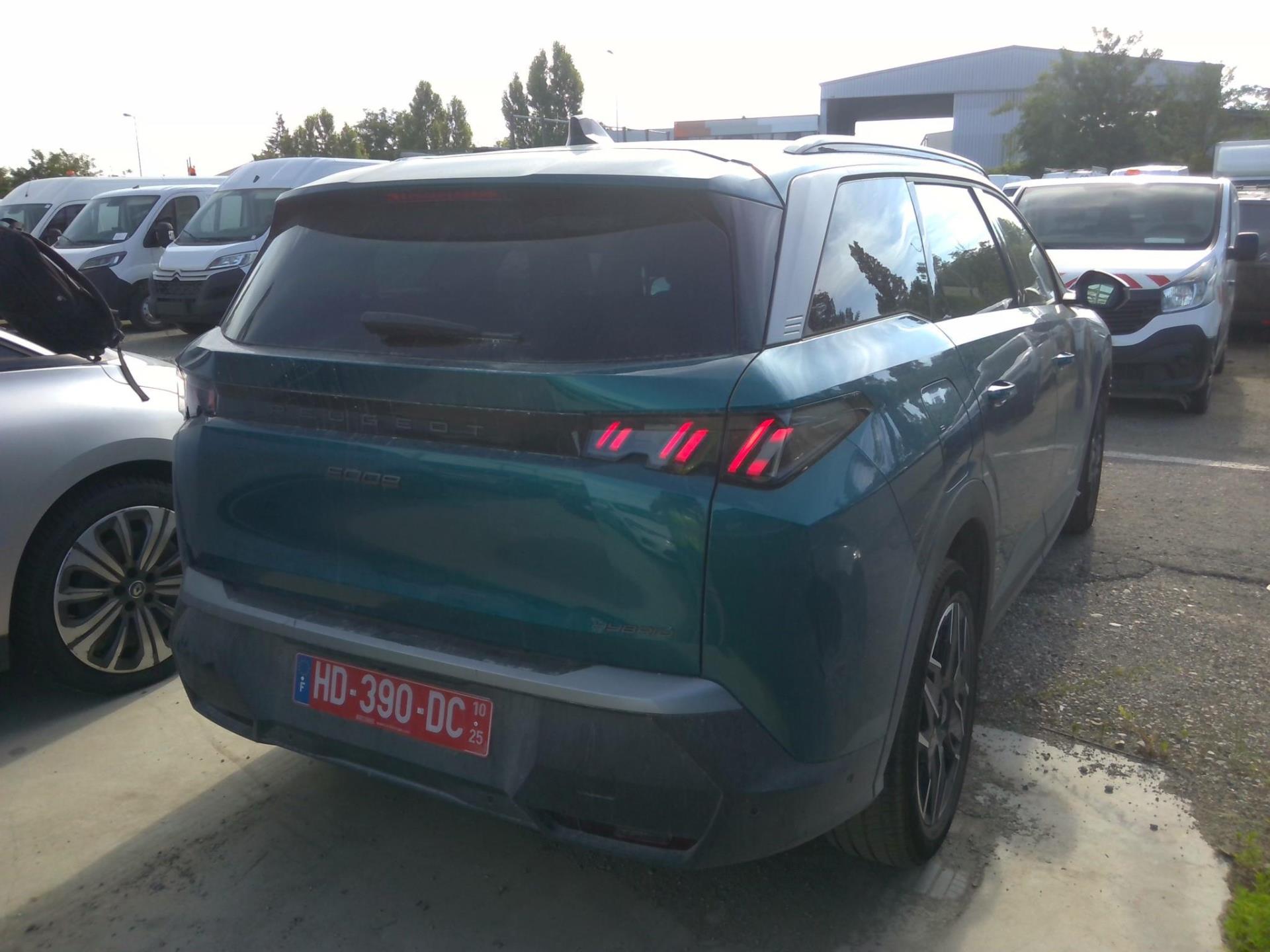 Peugeot 5008 Hybrid 145 e-DCS6 Allure 2025