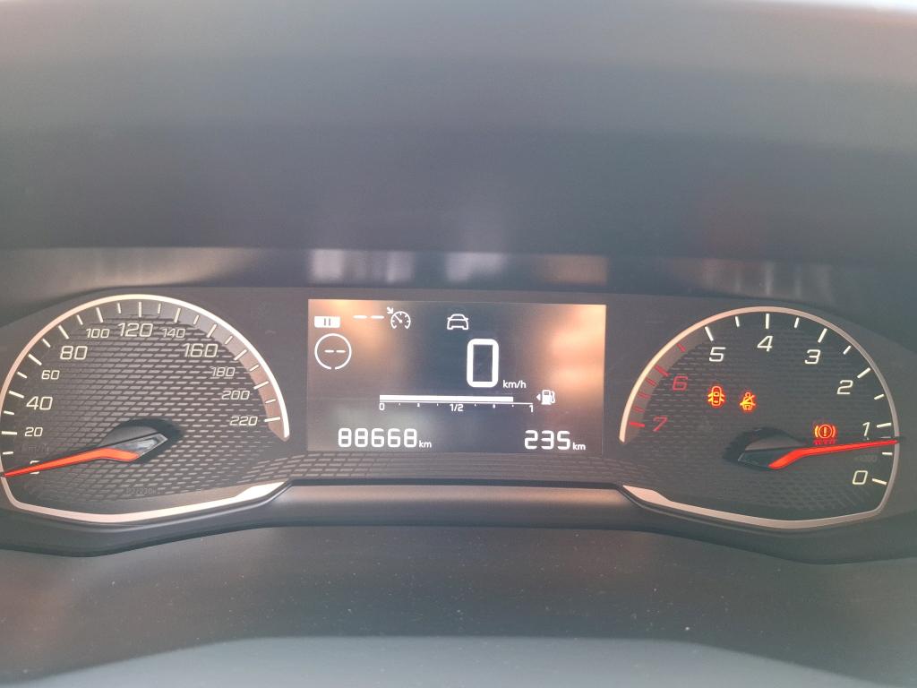 Peugeot 208 BLUEHDI 100 S&S BVM6 PREMIUM PACK 2021