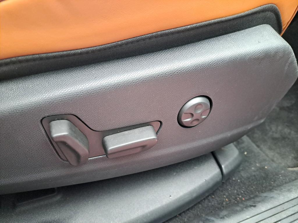 DS DS7 Crossback Hybride E-Tense 300 EAT8 4x4 Grand Chic 2020