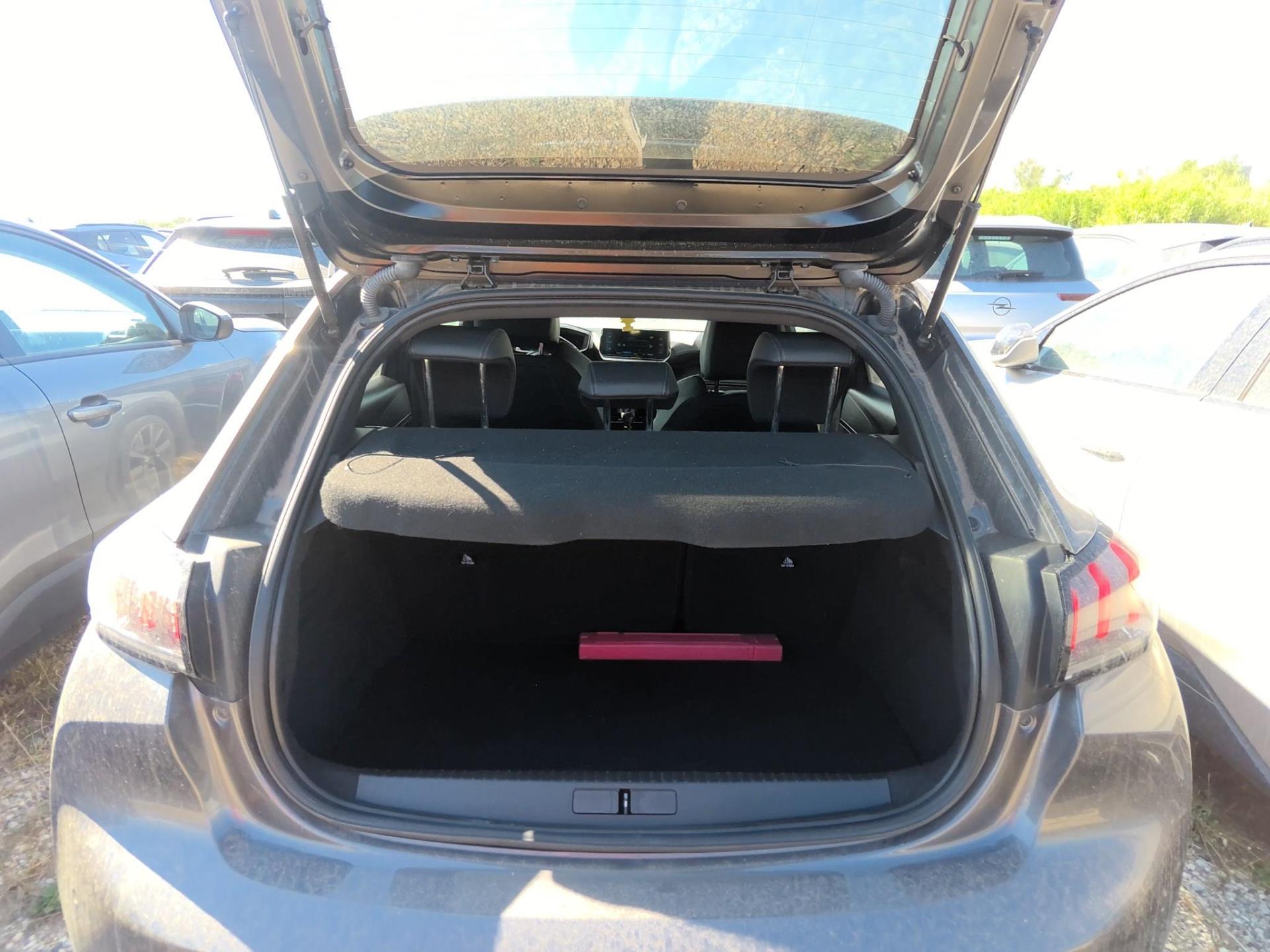 Peugeot 208 PureTech 100 S&S BVM6 GT Pack 2022