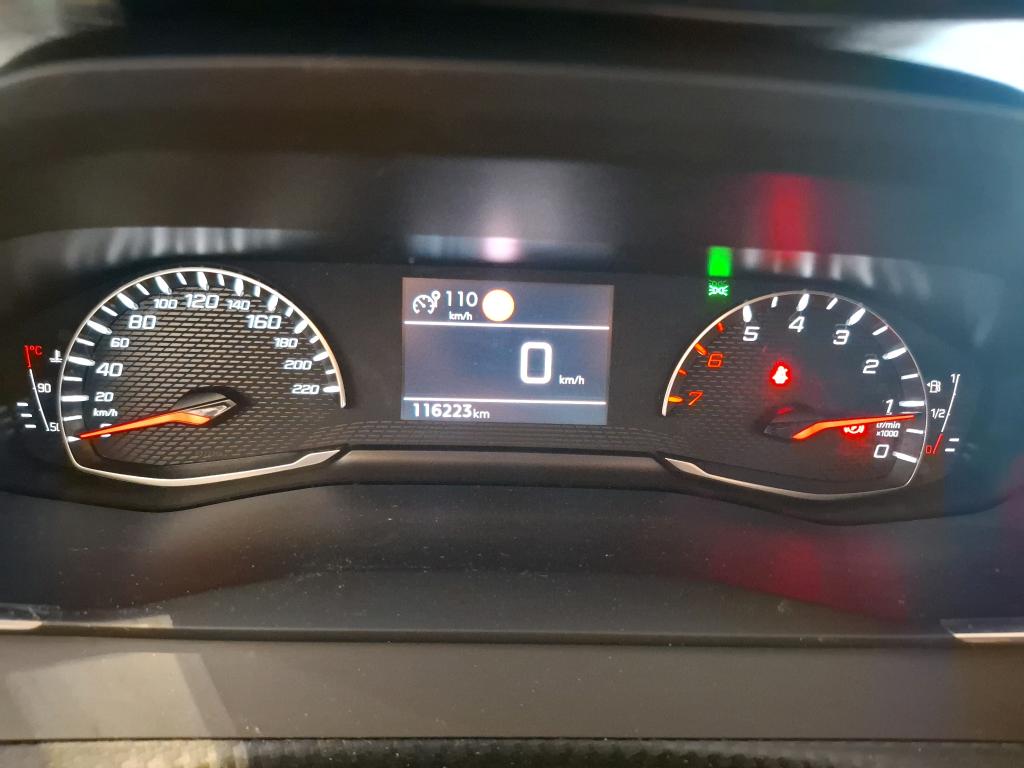 Peugeot 208 BlueHDi 100 S&S BVM6 Active Pack 2022