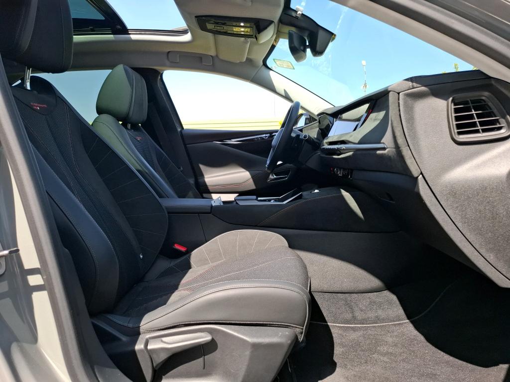 DS DS 4 BlueHDi 130 EAT8 Performance Line+ 2022