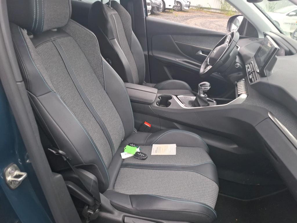 Peugeot 3008 PureTech 130ch S&S BVM6 Allure Pack 2022