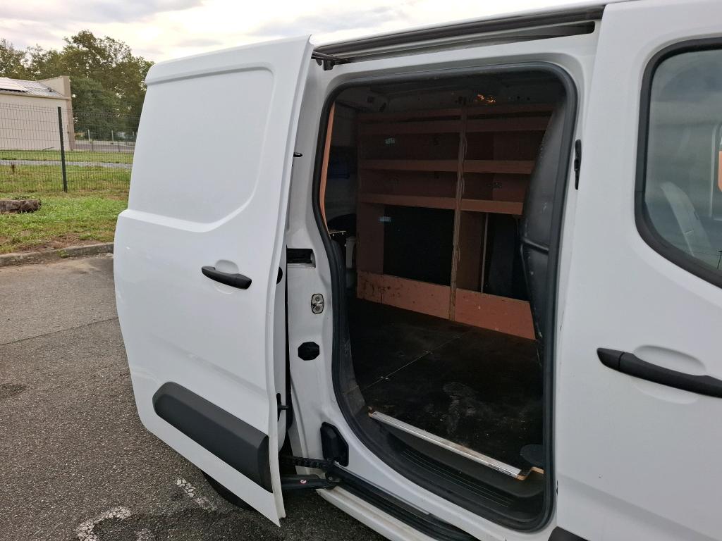 Peugeot PARTNER FOURGON STANDARD 650 KG BLUEHDI 100 S&S BVM5 PREMIUM 2021