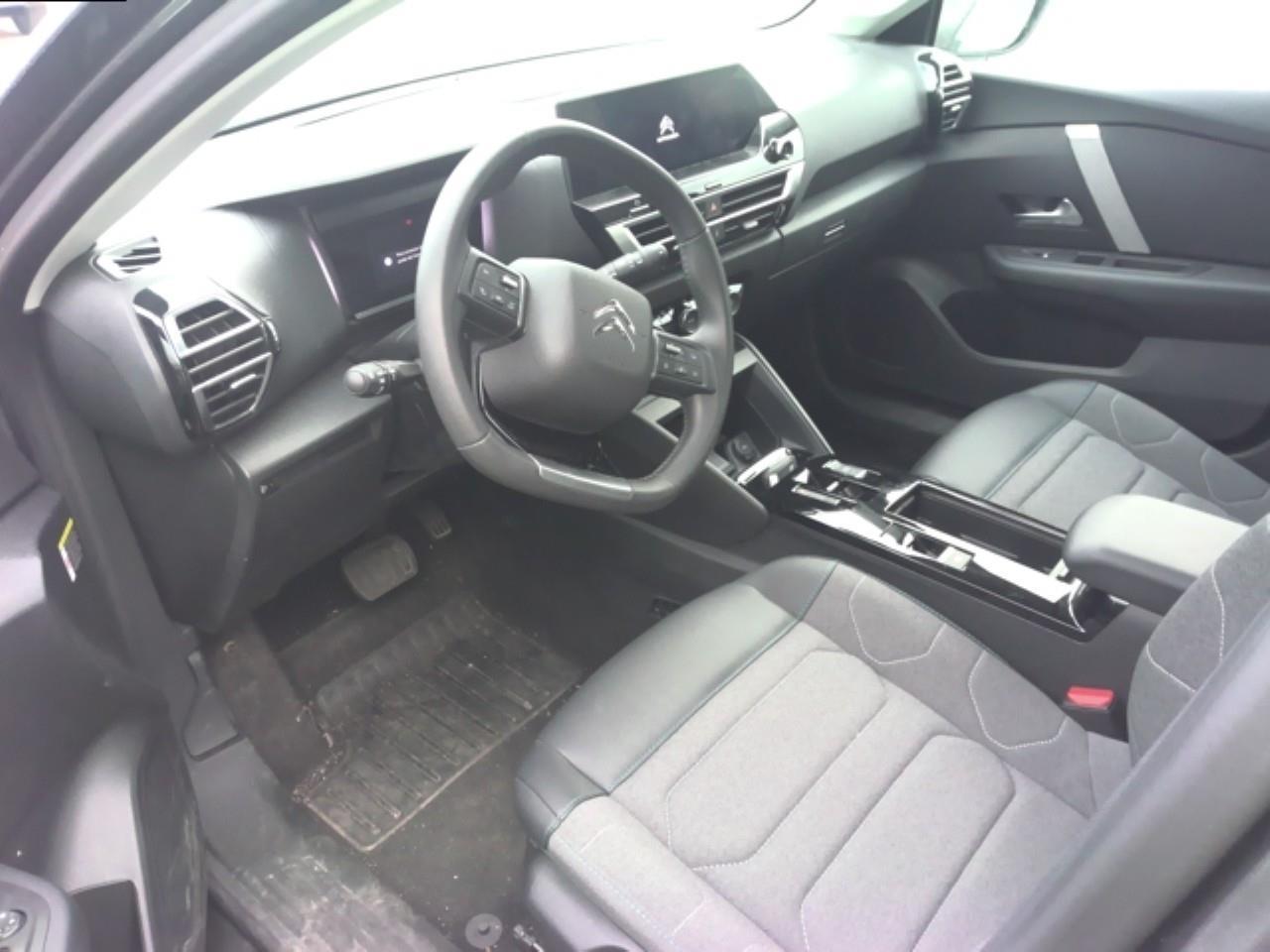 Foto Citroën C4 X 8