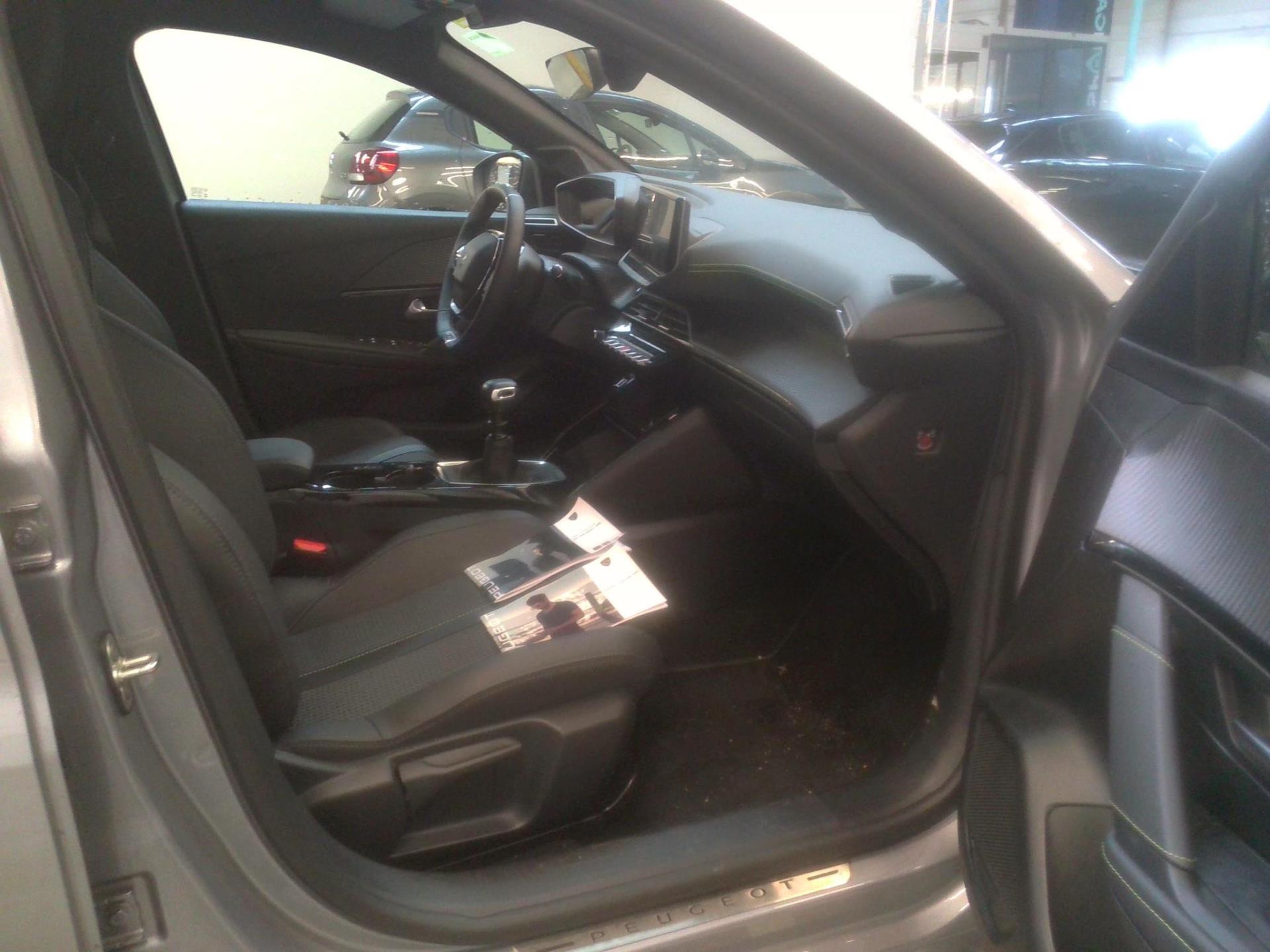 Peugeot 208 PureTech 100 S&S BVM6 GT 2023