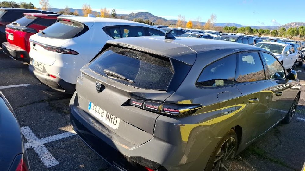 Foto Peugeot 308 8