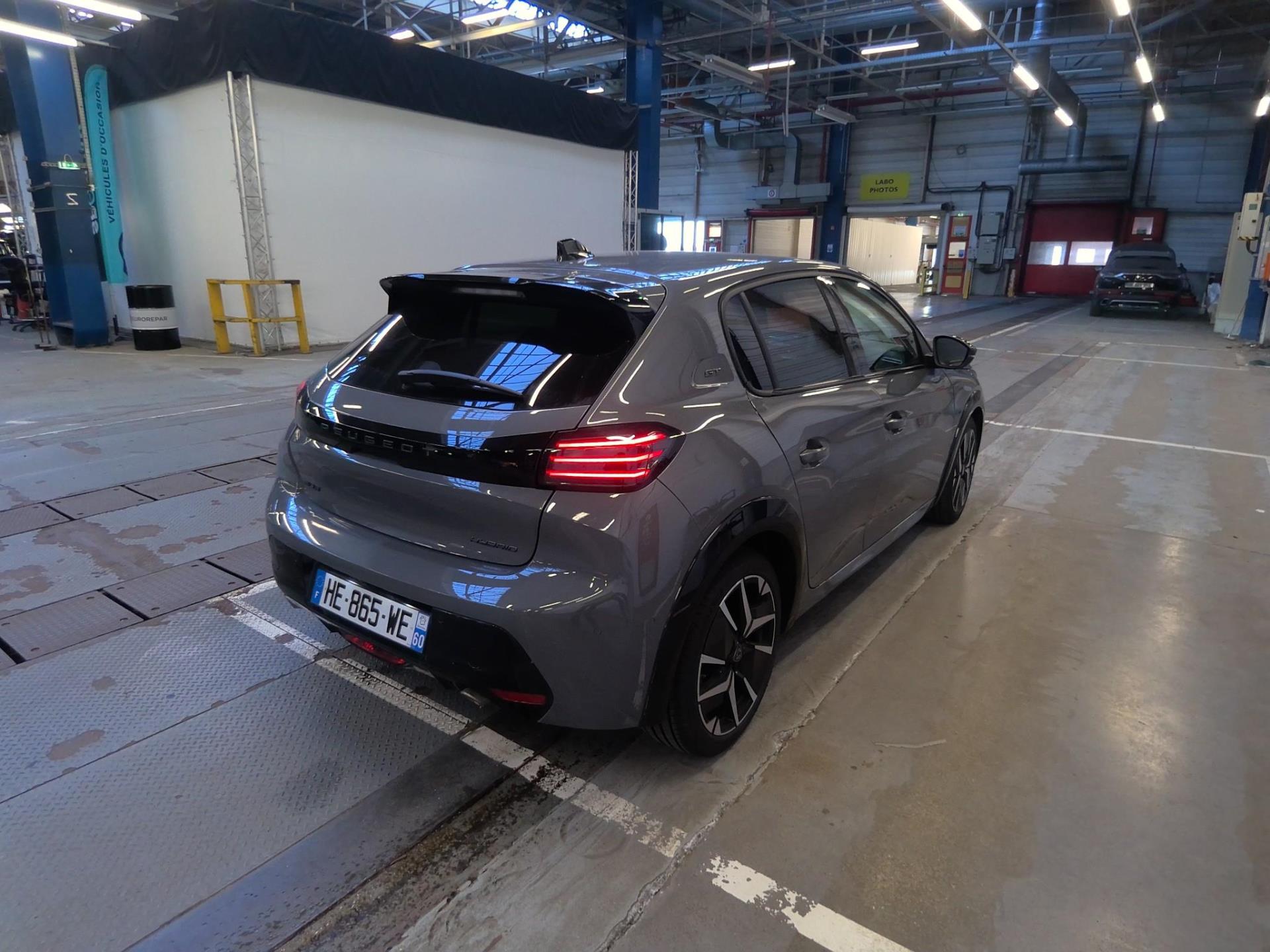 Peugeot 208 Hybrid 110 e-DCS6 GT 2025