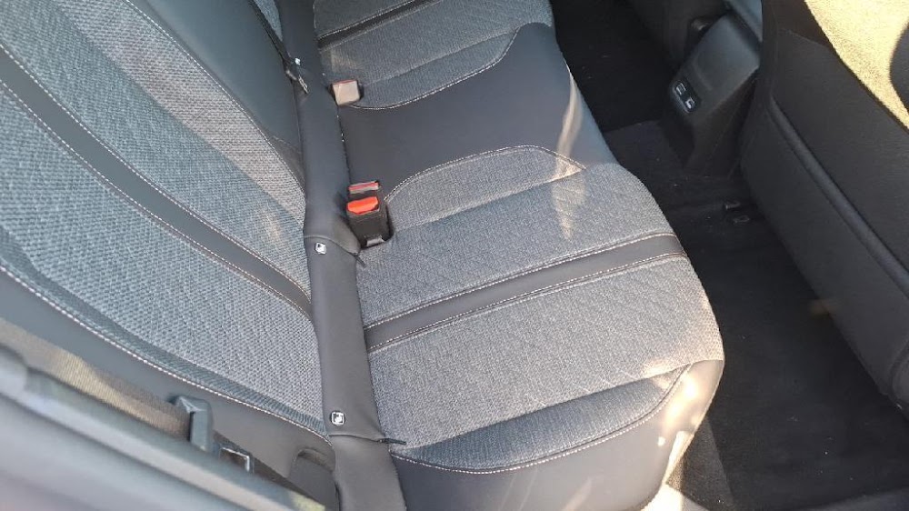 Foto Peugeot 208 14