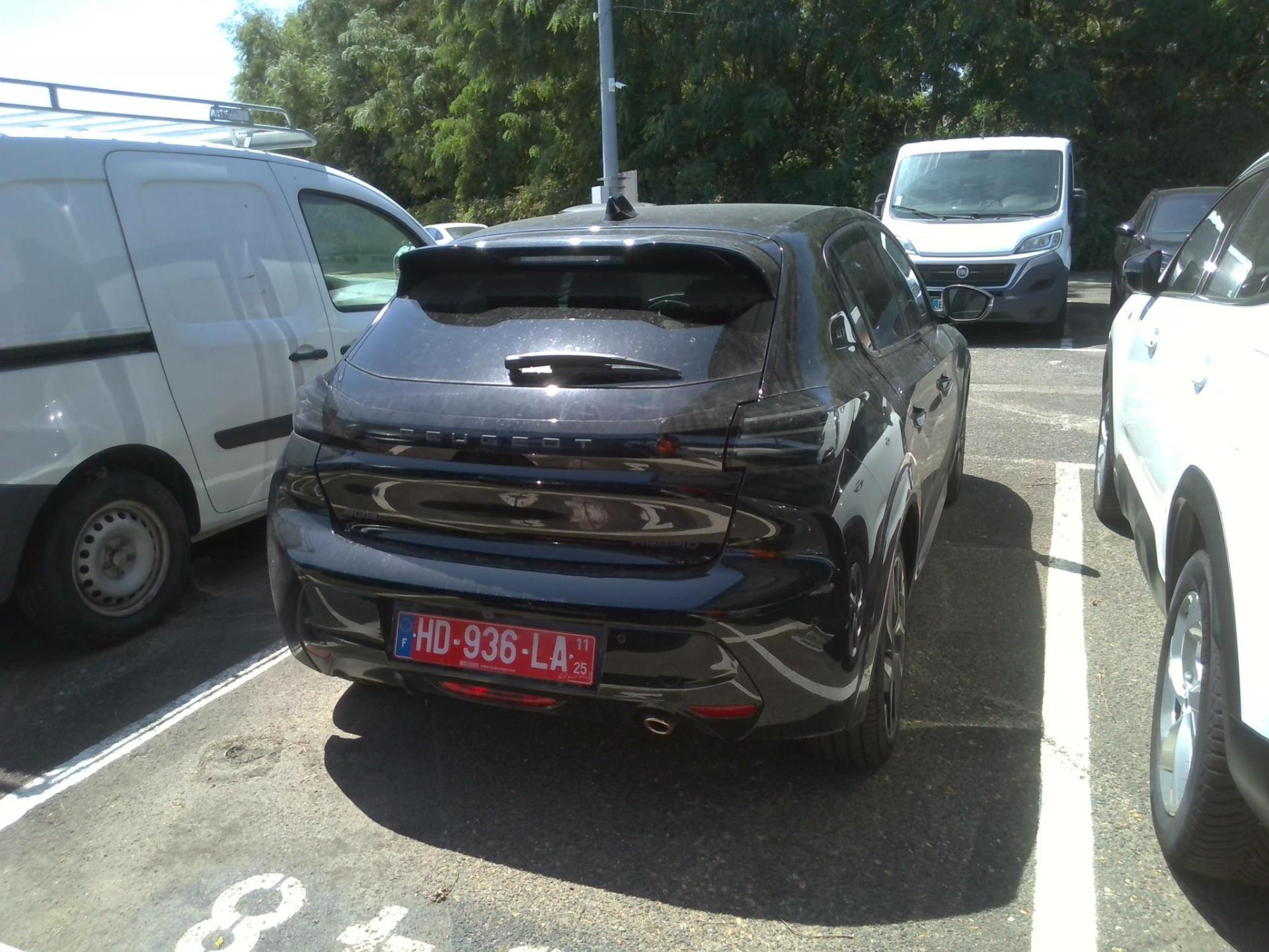 Peugeot 208 Hybrid 110 e-DCS6 GT 2025