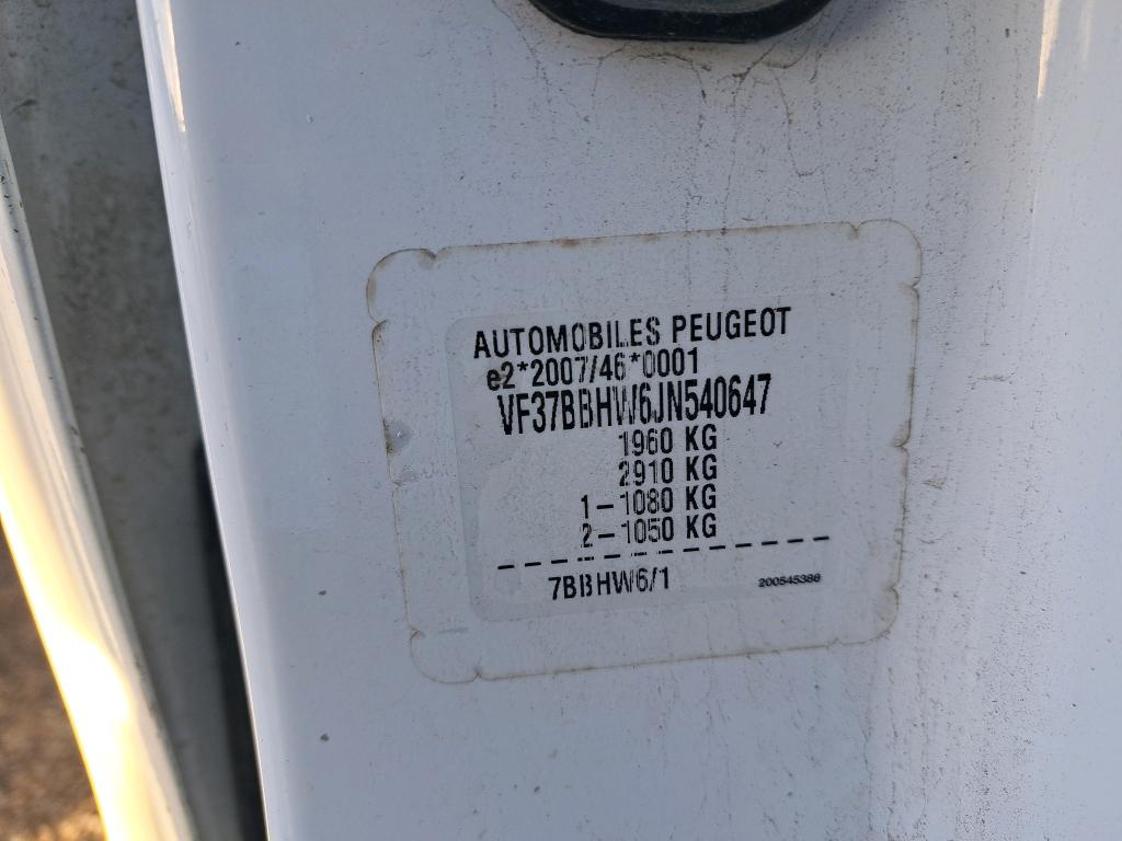 Peugeot PARTNER FOURGON STANDARD 1.6 BLUEHDI 75 BVM5 PREMIUM 2018