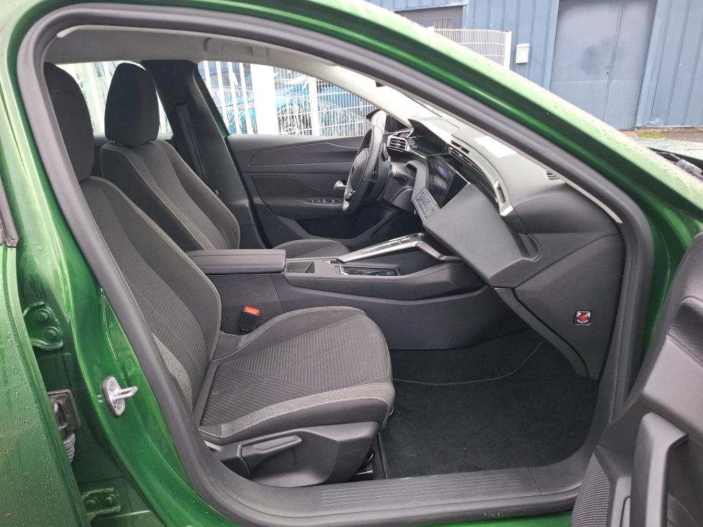 Peugeot 308 PHEV 180 e-EAT8 Active Pack 2023