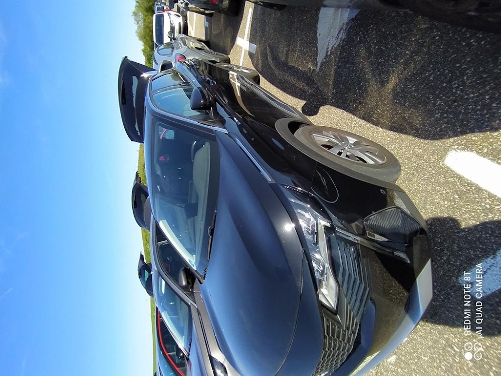 Foto Peugeot 3008 Hybrid 4