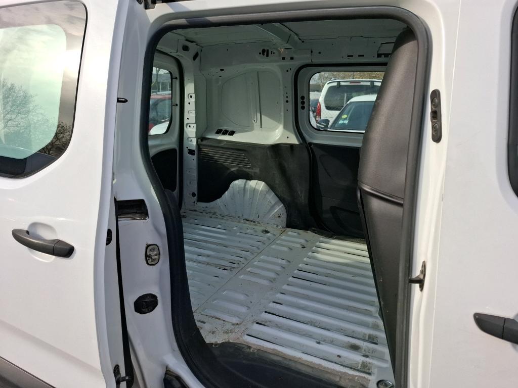 Peugeot PARTNER FOURGON STANDARD 650 KG BLUEHDI 100 S&S BVM5 PREMIUM 2020