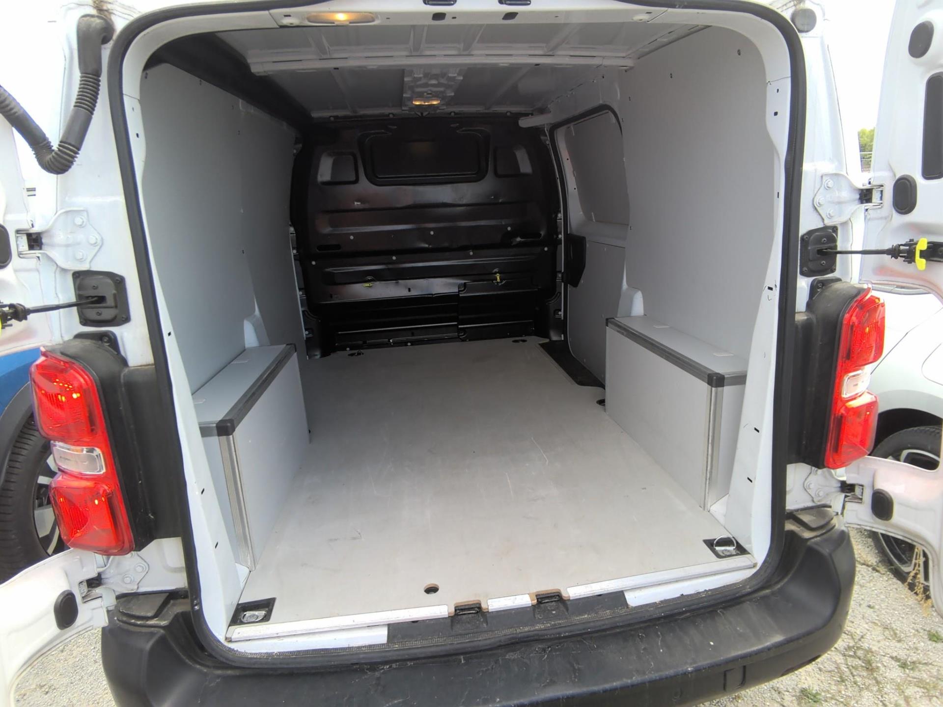 Opel VIVARO FGN TAILLE M BLUEHDI 120 S&S BVM6  2024