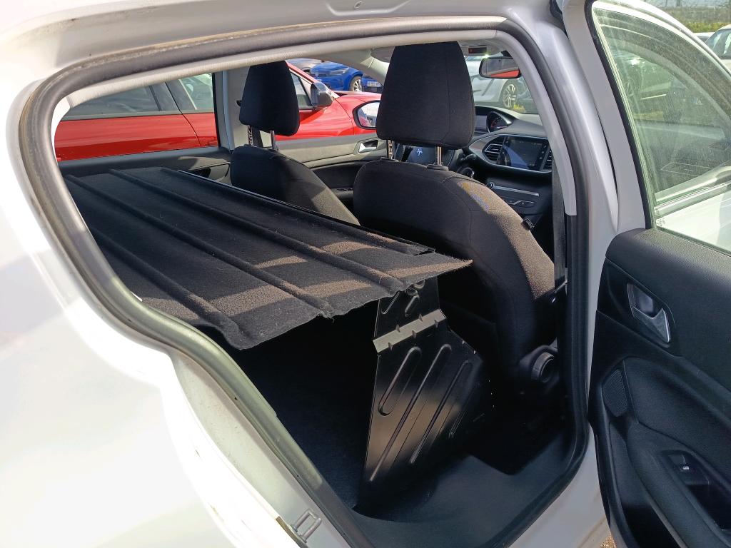 Peugeot 308 AFFAIRE BLUEHDI 130 S&S BVM6 PREMIUM 2021